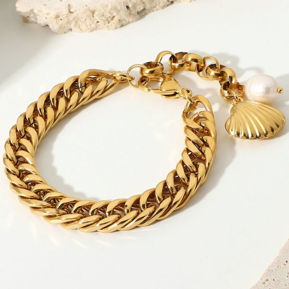 18K Gold-Plated Curb Chain Bracelet For Women - Picture 3 of 7